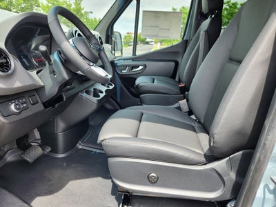 2025 Mercedes-Benz Sprinter 2500 CARGO 144 WB AWD