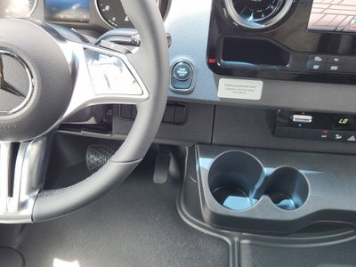 2025 Mercedes-Benz Sprinter 2500 CARGO 144 WB AWD