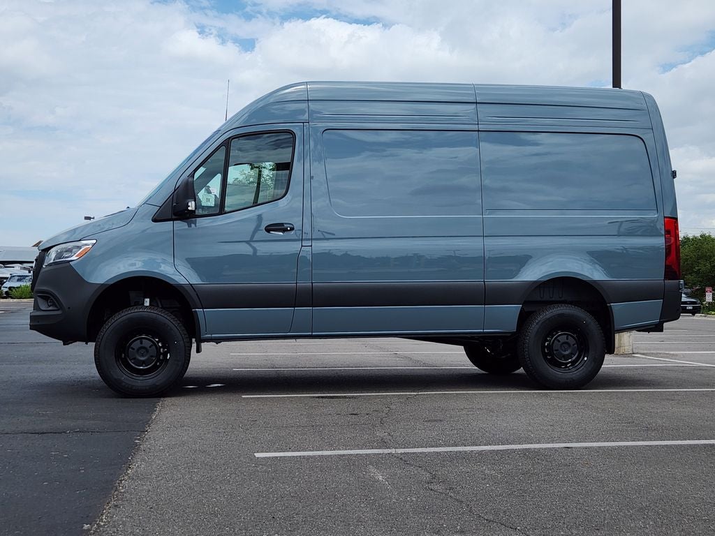 2025 Mercedes-Benz Sprinter 2500 CARGO 144 WB AWD