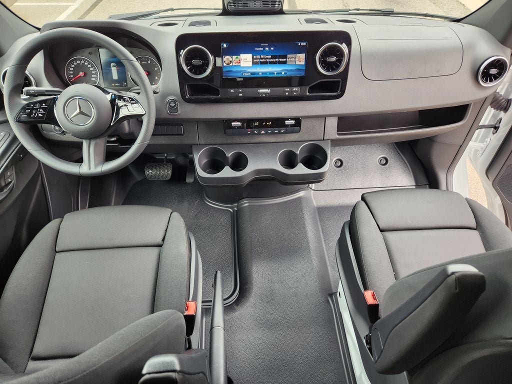 2026 Mercedes-Benz Sprinter 2500 CREW