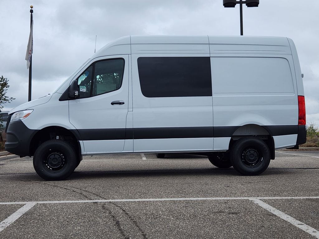 2026 Mercedes-Benz Sprinter 2500 CREW