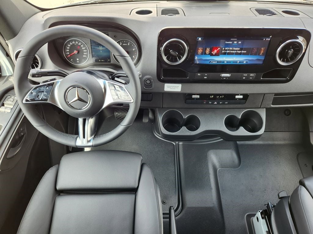 2025 Mercedes-Benz Sprinter 2500 CARGO 170 WB