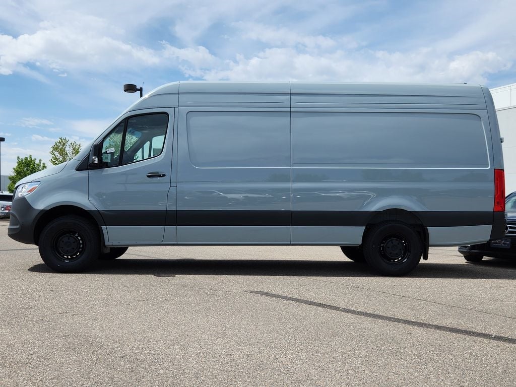 2025 Mercedes-Benz Sprinter 2500 CARGO 170 WB