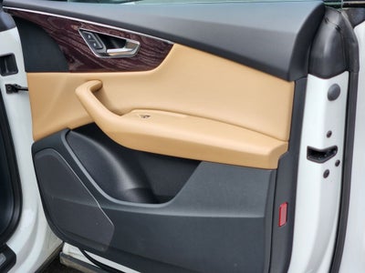 2019 Audi Q8 Premium
