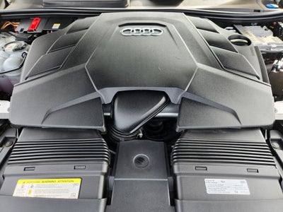 2019 Audi Q8 Premium