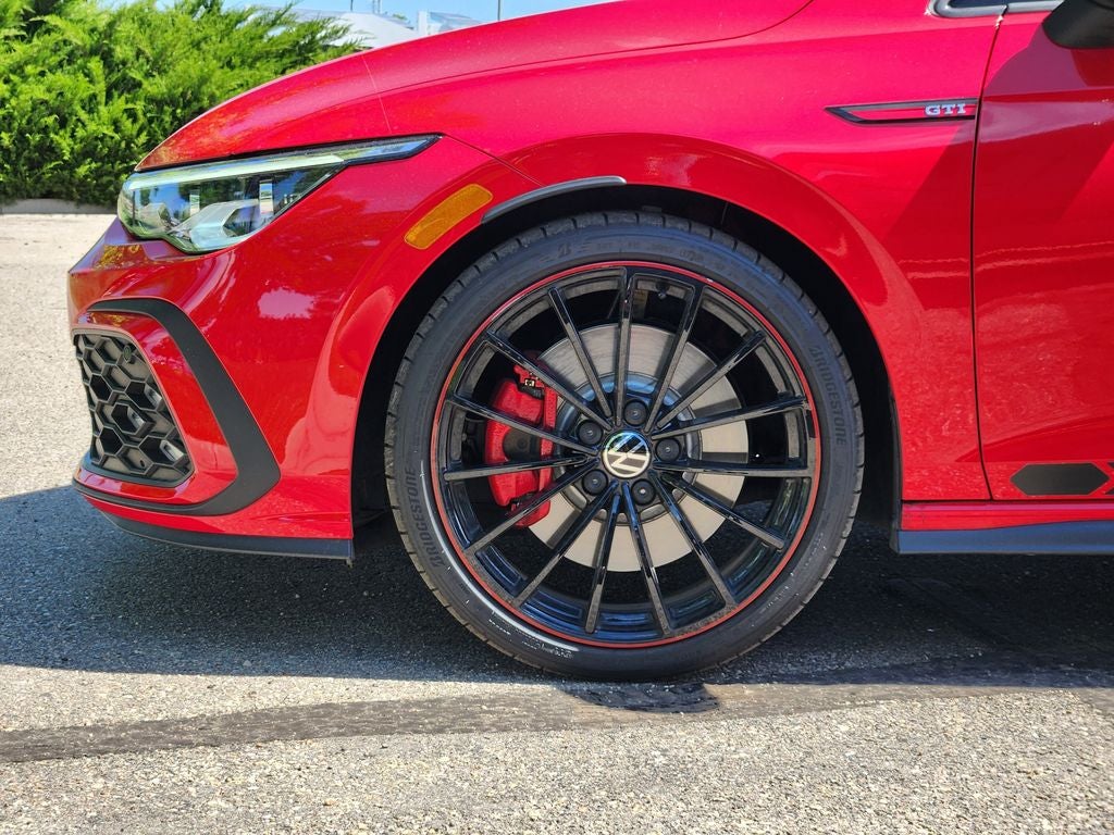 2023 Volkswagen Golf GTI 40th Anniversary Edition