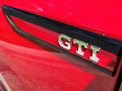 2023 Volkswagen Golf GTI 40th Anniversary Edition