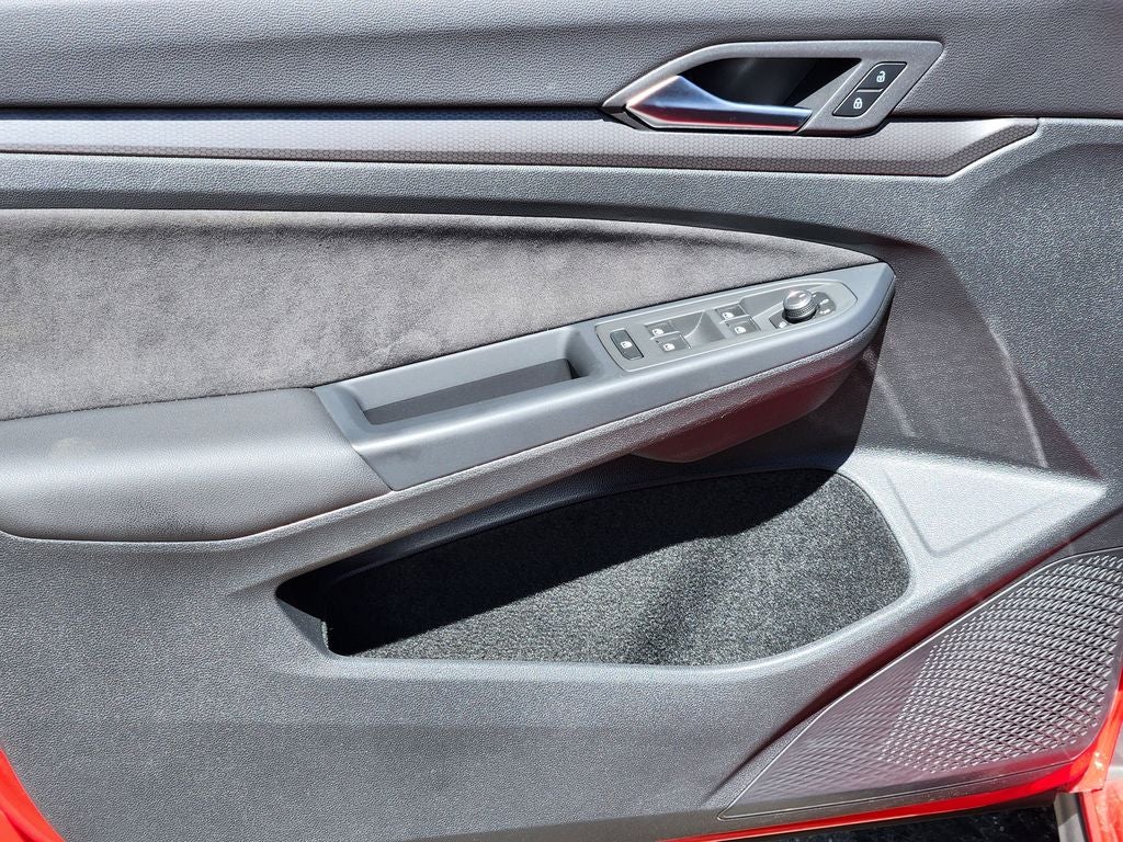 2023 Volkswagen Golf GTI 40th Anniversary Edition