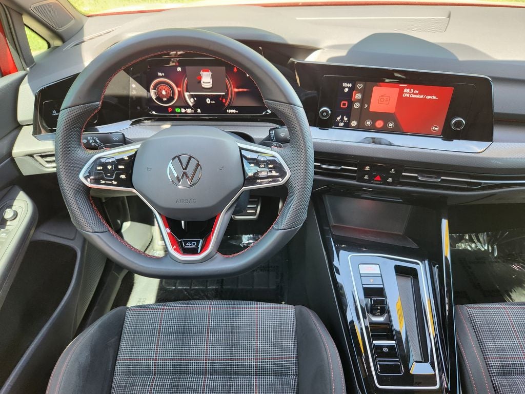 2023 Volkswagen Golf GTI 40th Anniversary Edition