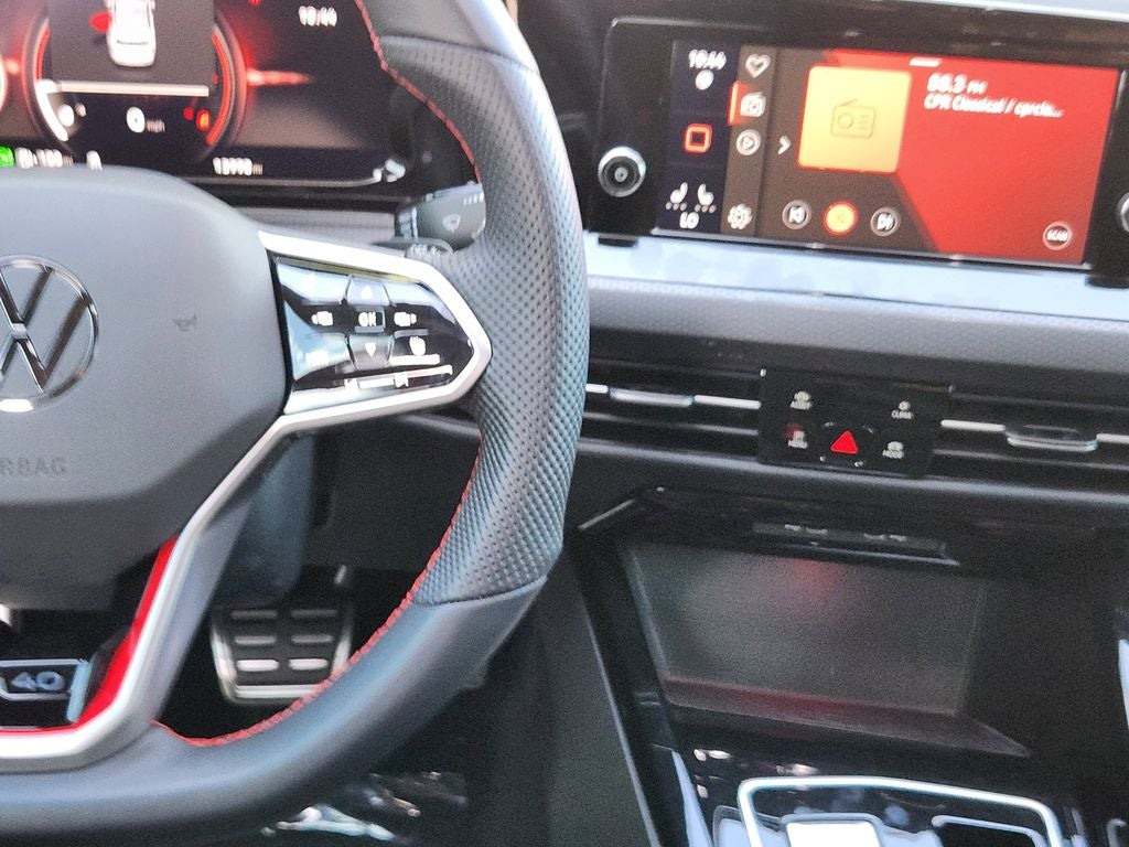 2023 Volkswagen Golf GTI 40th Anniversary Edition