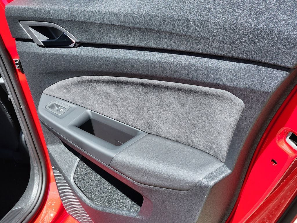 2023 Volkswagen Golf GTI 40th Anniversary Edition