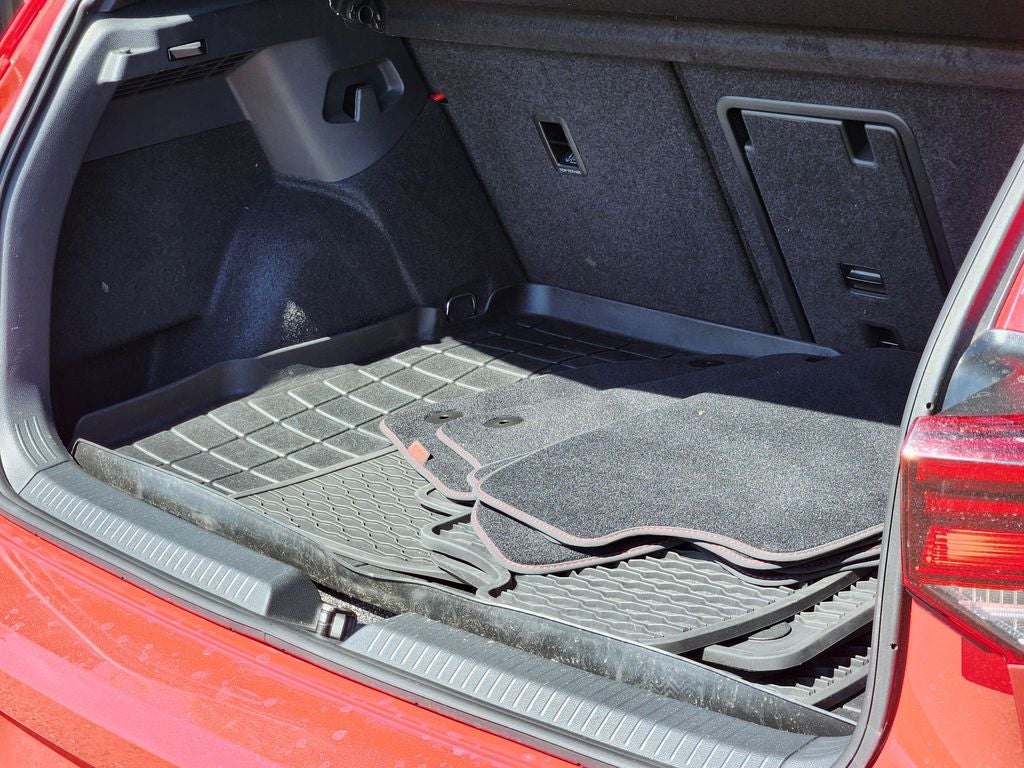 2023 Volkswagen Golf GTI 40th Anniversary Edition