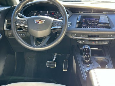2023 Cadillac XT4 Sport