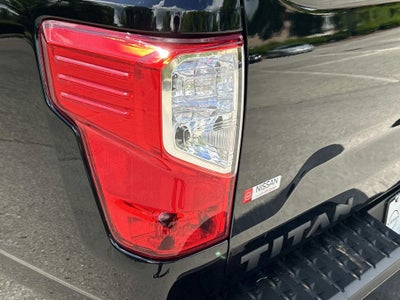 2024 Nissan Titan SV
