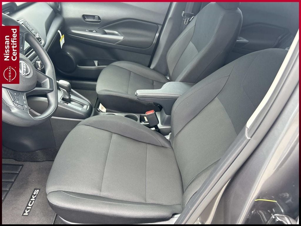 2025 Nissan Kicks Play S