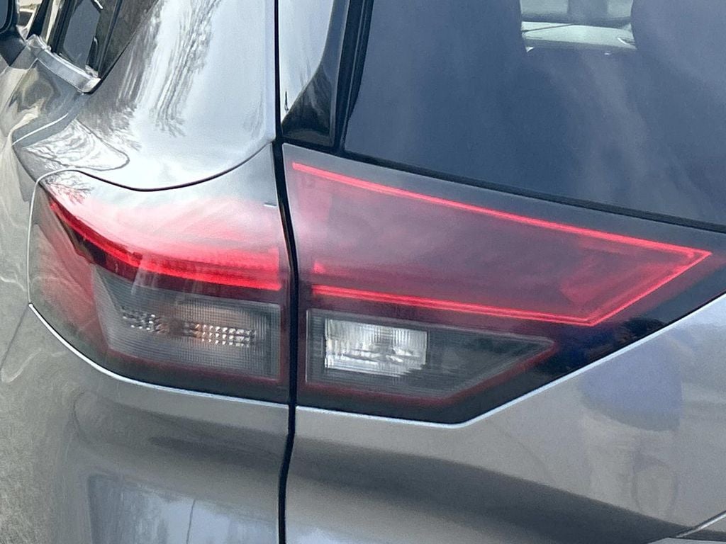 2021 Nissan Rogue SV Premium