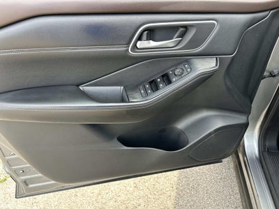 2021 Nissan Rogue SV Premium