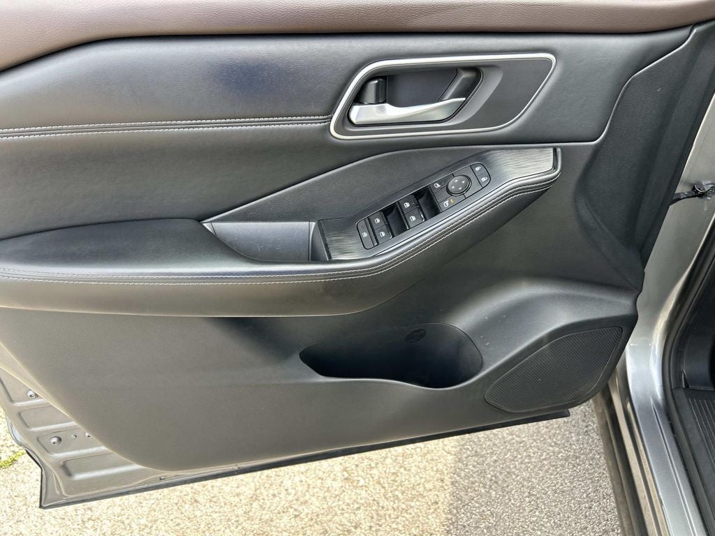 2021 Nissan Rogue SV Premium