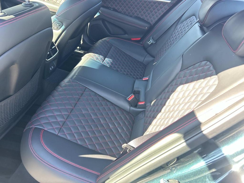 2025 Genesis G70 3.3T Sport Prestige