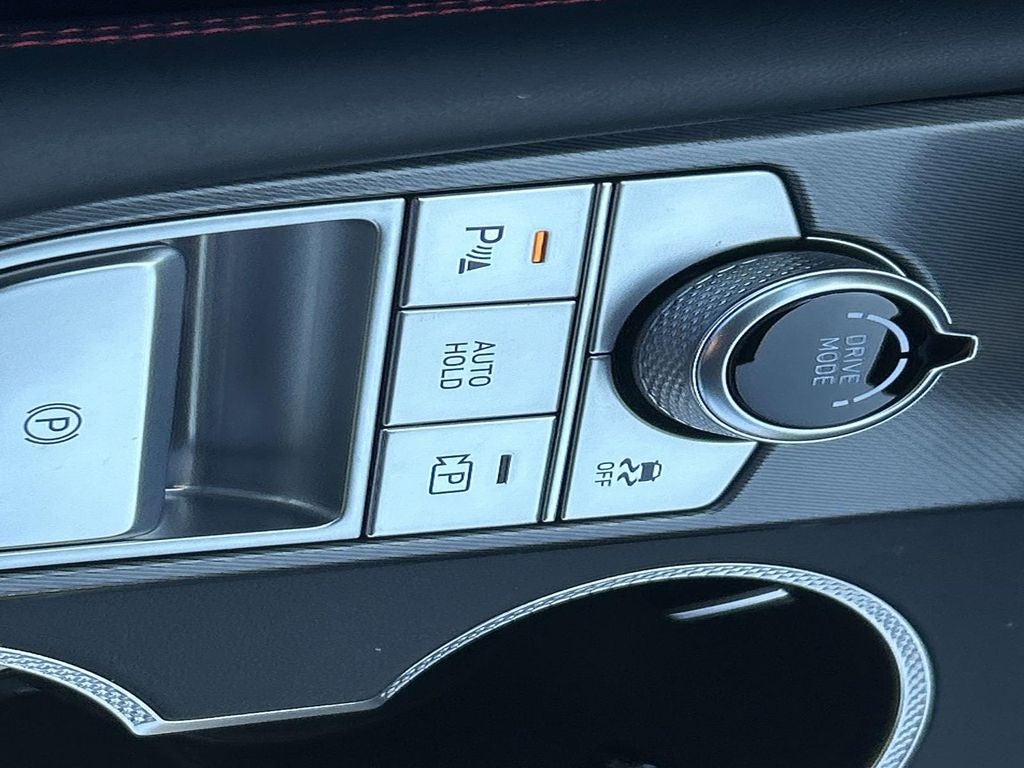 2025 Genesis G70 3.3T Sport Prestige