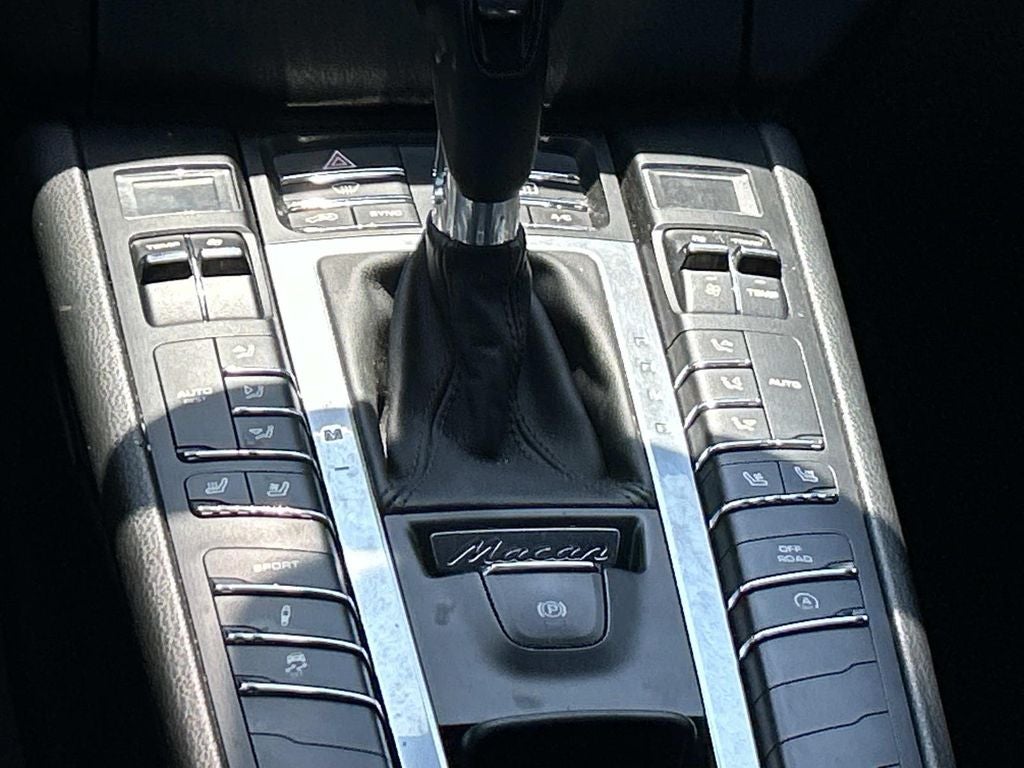 2015 Porsche Macan Turbo