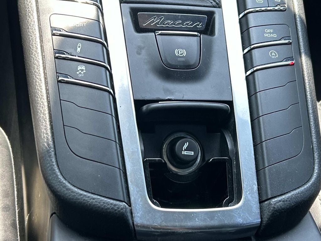 2015 Porsche Macan Turbo