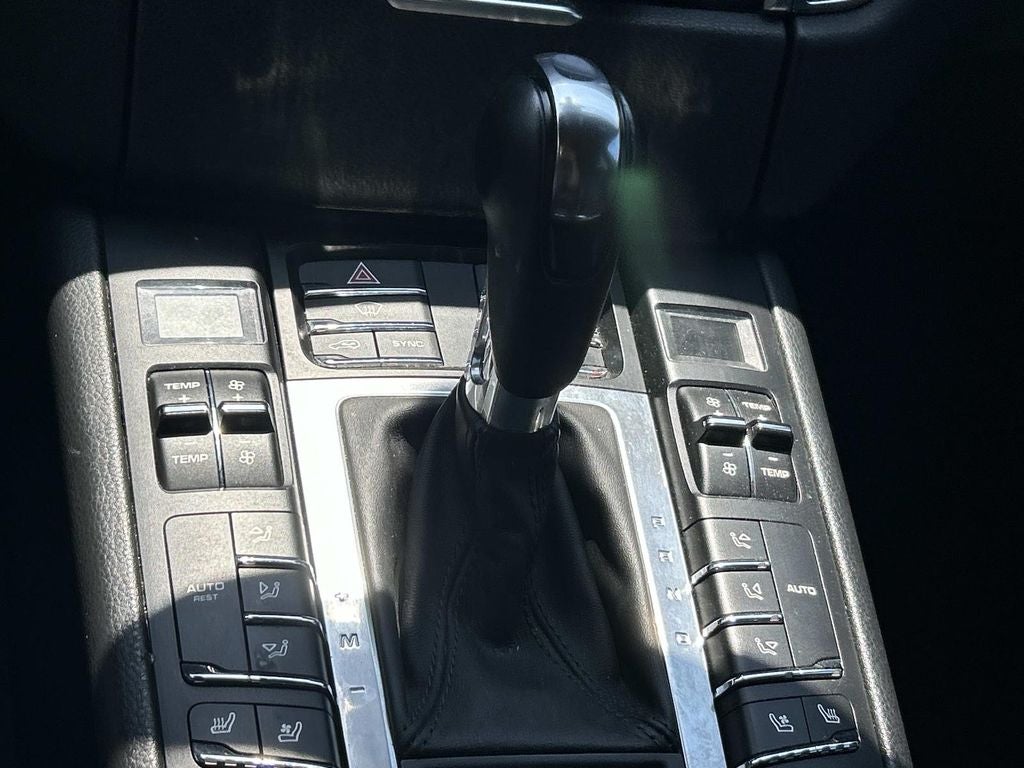 2015 Porsche Macan Turbo