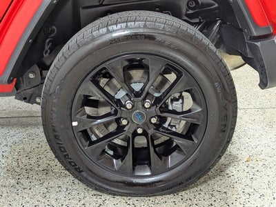 2025 Jeep Wrangler 4xe Sahara 4x4