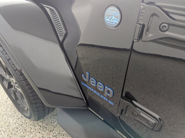 2025 Jeep Wrangler 4xe Sahara 4x4