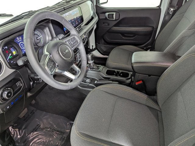 2025 Jeep Wrangler 4xe Sahara 4x4