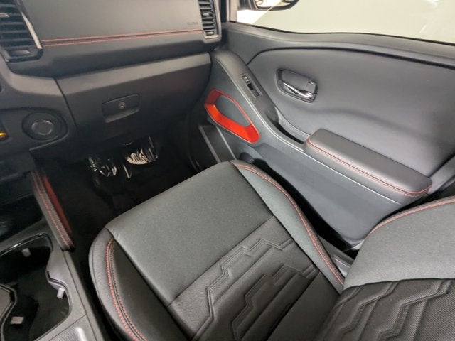 2023 Nissan Frontier Crew Cab 4x4 PRO-4X Auto