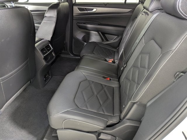 2025 Volkswagen Atlas Cross Sport 2.0T SE w/Technology 4MOTION