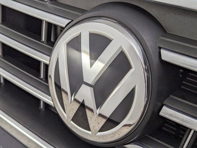 2020 Volkswagen Passat 2.0T R-Line Auto