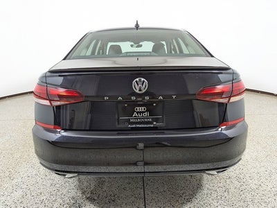 2020 Volkswagen Passat 2.0T R-Line Auto