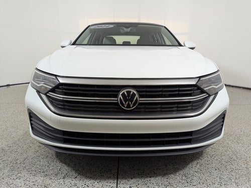 2024 Volkswagen Jetta SE Auto