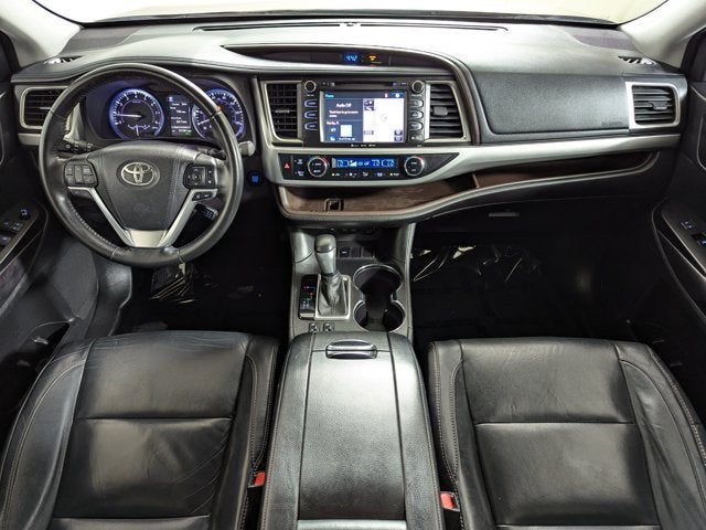 2017 Toyota Highlander SE V6 FWD