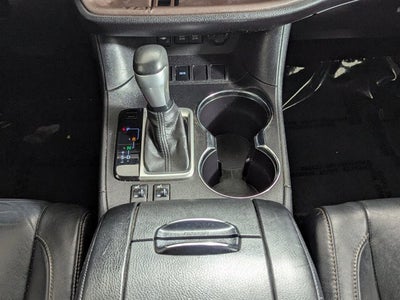 2017 Toyota Highlander SE V6 FWD