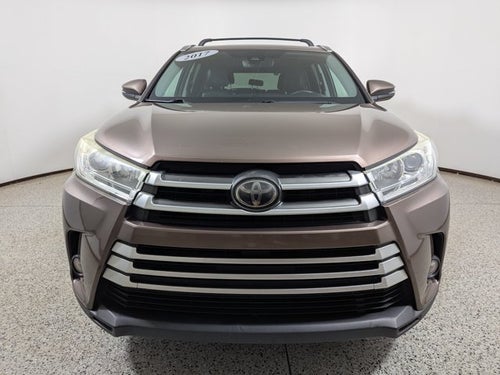 2017 Toyota Highlander SE V6 FWD