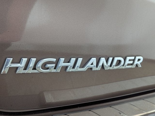 2017 Toyota Highlander SE V6 FWD
