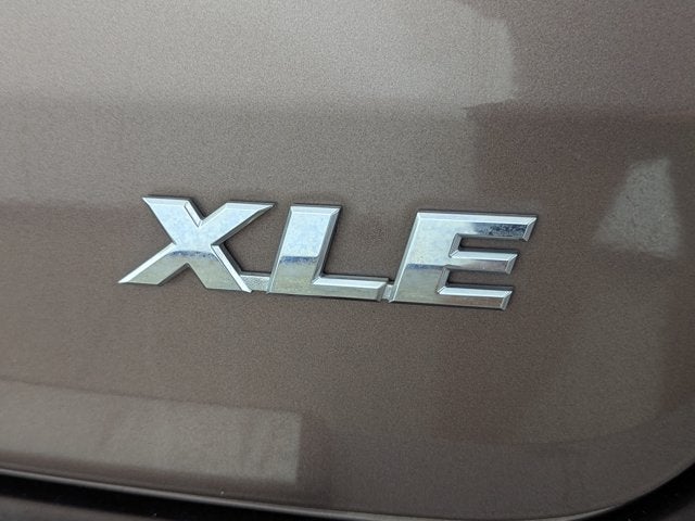 2017 Toyota Highlander SE V6 FWD