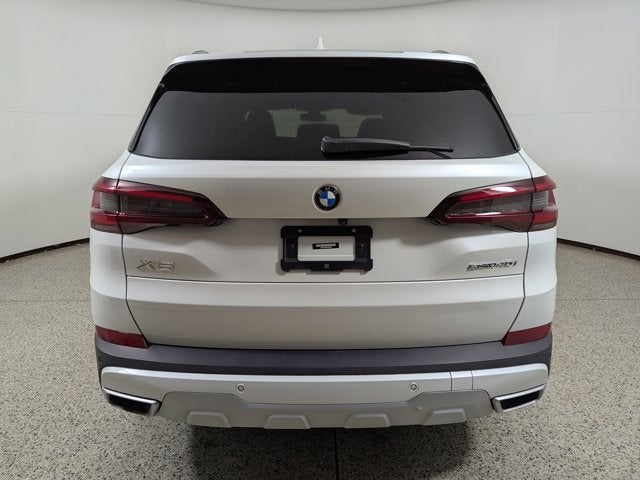 2022 BMW X5 sDrive40i Sports Activity Vehicle