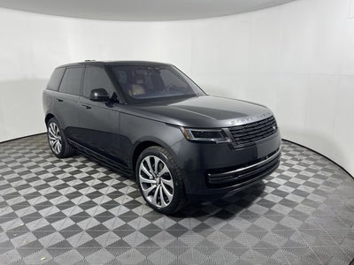 2023 Land Rover Range Rover SE