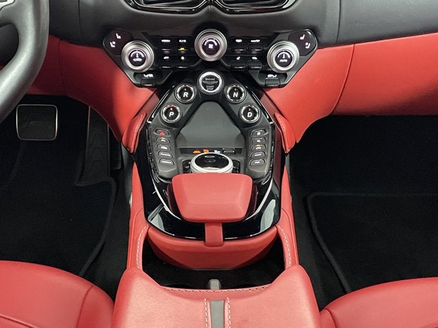 2023 Aston Martin Vantage Base