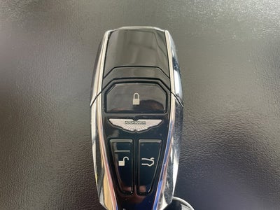 2023 Aston Martin Vantage Base