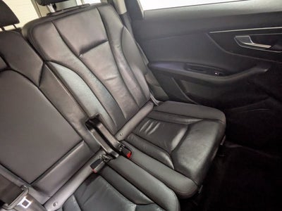 2022 Audi Q7 Premium 45 TFSI quattro