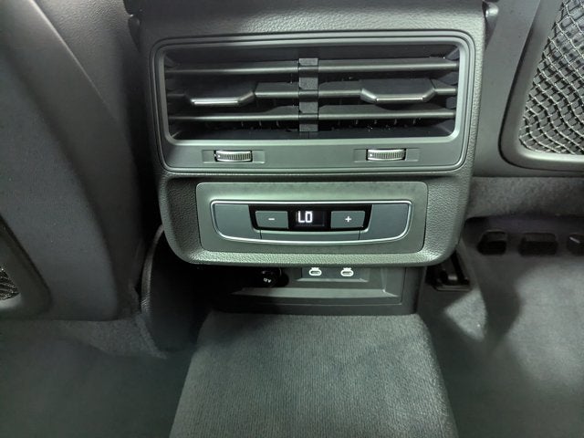 2025 Audi Q7 Premium 55 TFSI quattro