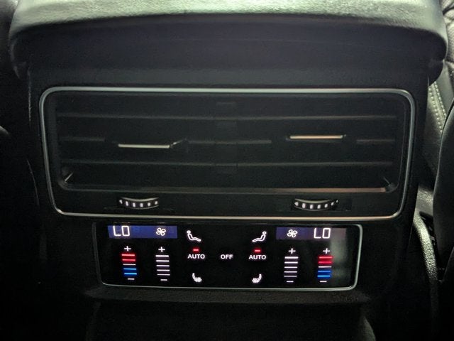 2023 Audi SQ7 Premium Plus 4.0 TFSI quattro