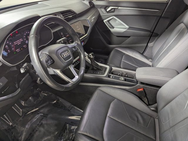 2023 Audi Q3 S line Premium 45 TFSI quattro