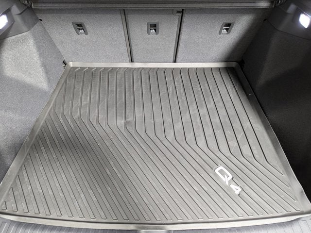 2024 Audi Q4 e-tron Premium Plus 55 quattro