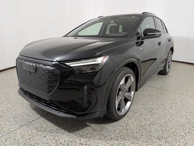 2024 Audi Q4 e-tron Premium Plus 55 quattro